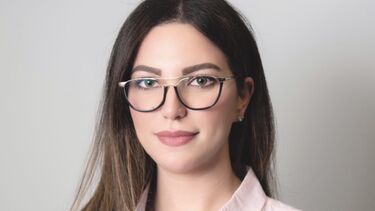 Dounia Bakira