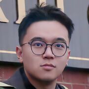 Xinyu Jia headshot